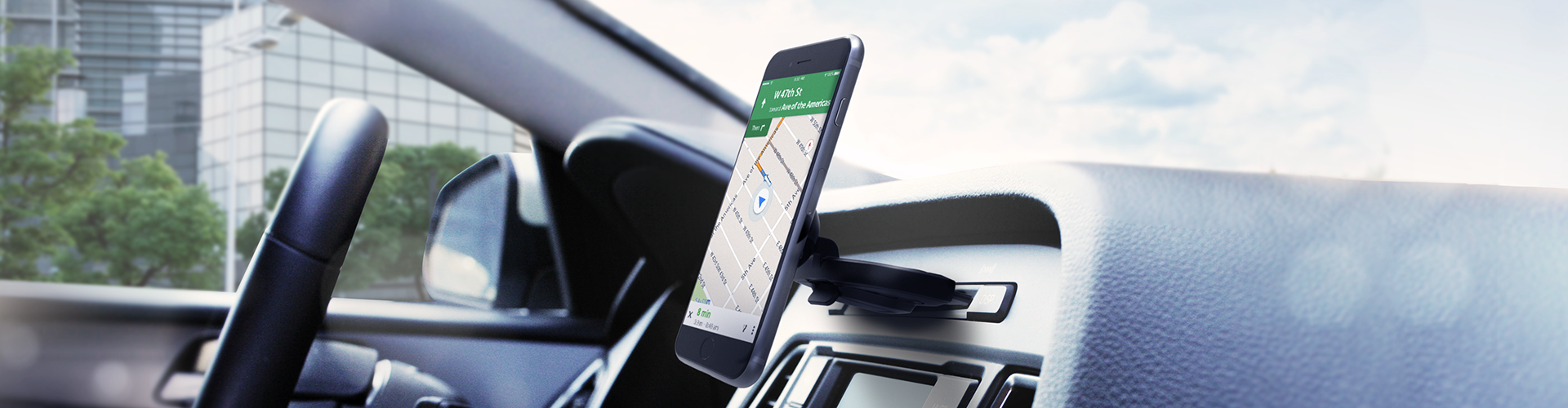 itap2_cd_detail-image00 iTap Magnetic 2 Wireless Charging Car Mount installed in CD Slot
