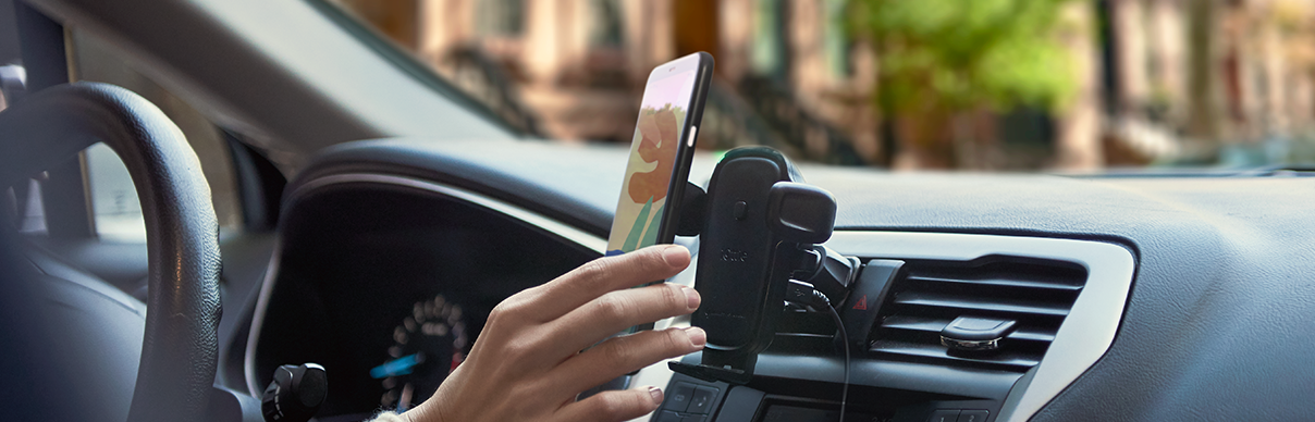 Car mount for iPhone car mount for android wireless charging car mount universal phone holder air vent car mount